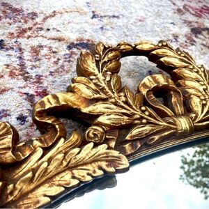 ♥️ Vintage Laurel Leaf Wall Mirror